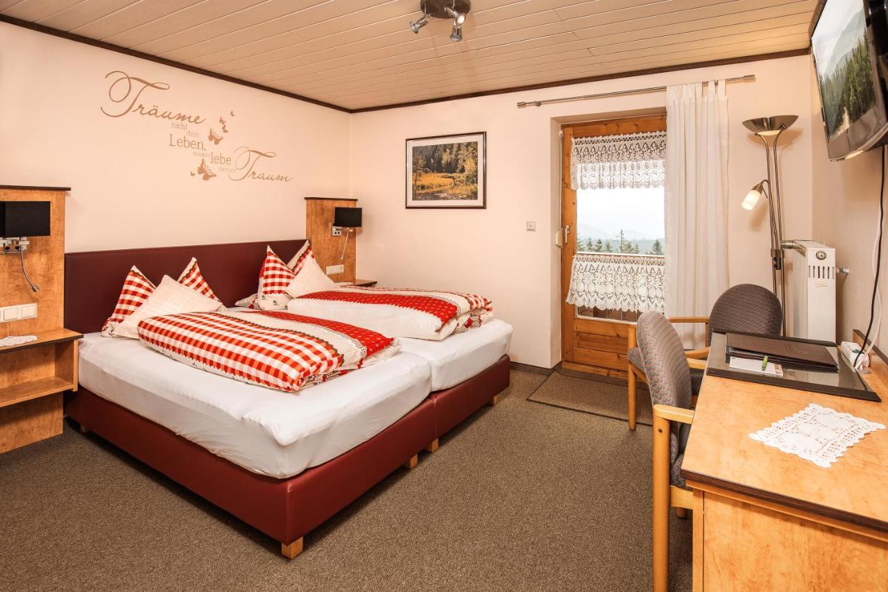 Kolmsteiner Hof Hotel Neukirchen beim Heiligen Blut Luaran gambar